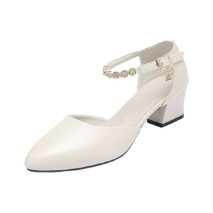 新款粗跟包头凉鞋女夏中空单鞋妈妈跳舞鞋舞蹈鞋软底大码真皮女鞋