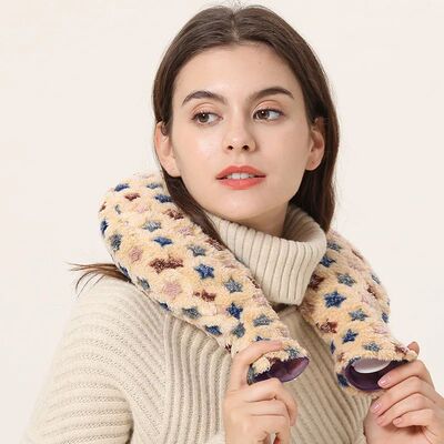 U-shaped Transparent Hot Water Bottle Filled with Cervical V