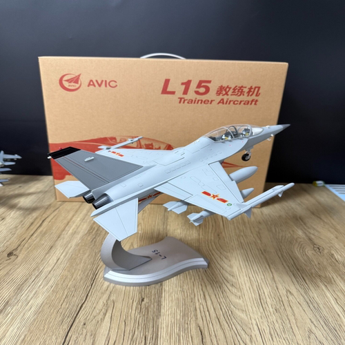 AVIC中航1:40 L-15猎鹰高级教练机合金模型歼教10成品L15双发超音