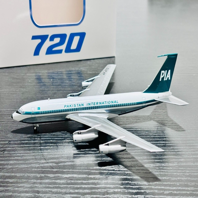 AC 1:200 巴基斯坦航空航空 720B AP-ATQ默认顺丰到付，实物如图