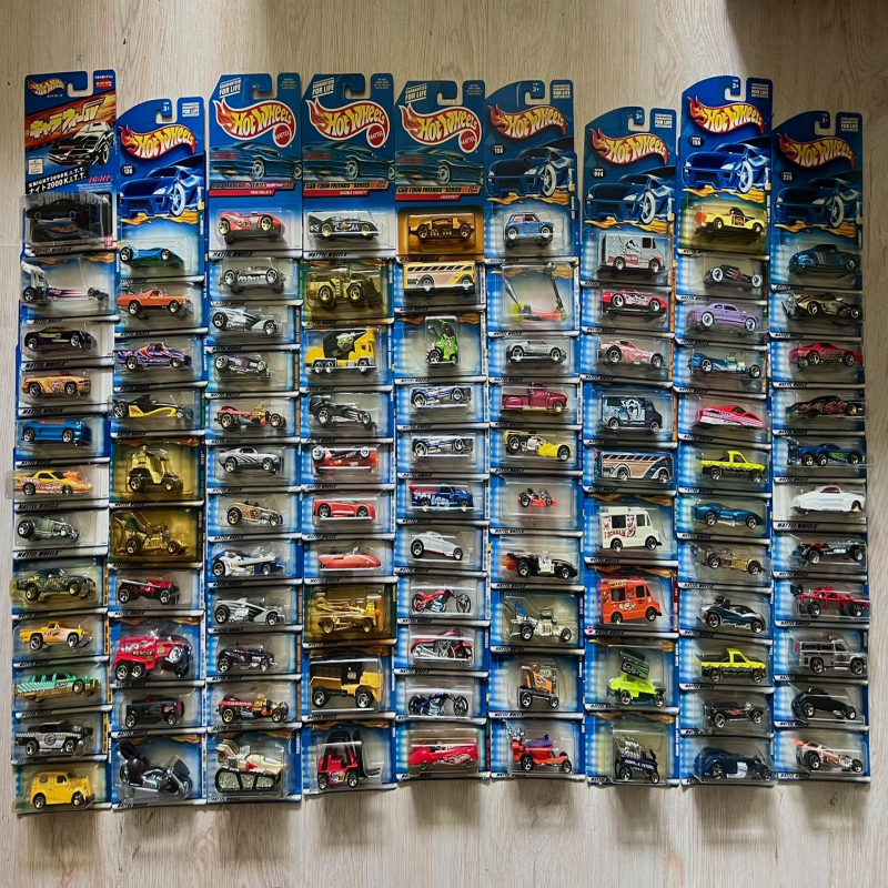 HOT WHEELS风火轮小汽车模型,2000年左右收藏,共97辆,每个颜色