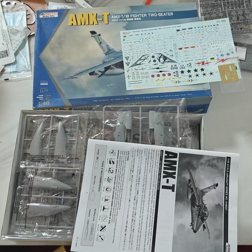 天力 K48027 1/48 巴西意大利AMX-T/1B 双座教练/攻击机模型 两