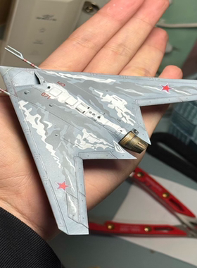 S-70 猎人 苏57忠诚僚机 1/144 飞机模型配弹R77M和Kh69飞机主