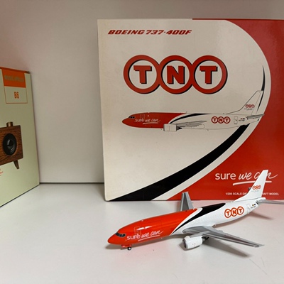 jcwings 1:200 tnt快运 737-400SF OO-TNPjc老货，极其稀有，做