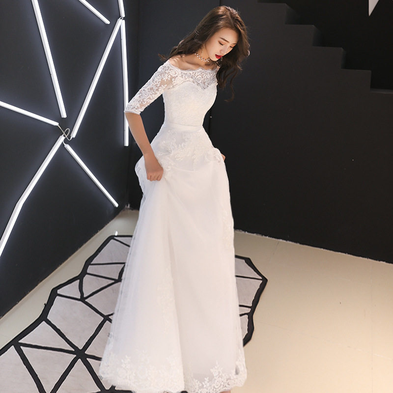 2026新款新娘轻婚纱礼服一字肩出门纱复古赫本风显瘦简单森系超仙