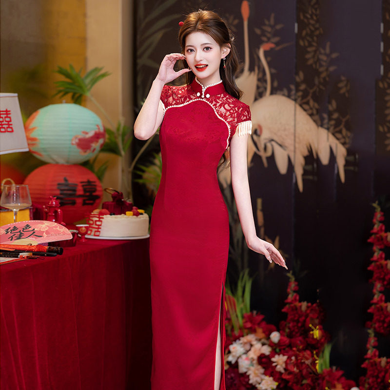 2026新款无袖蕾丝红色旗袍女感新中式敬酒服新娘订婚结婚宴会