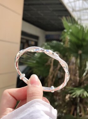莫比乌斯扭曲银色手镯女小众设计高级轻奢气质百搭镯子手环