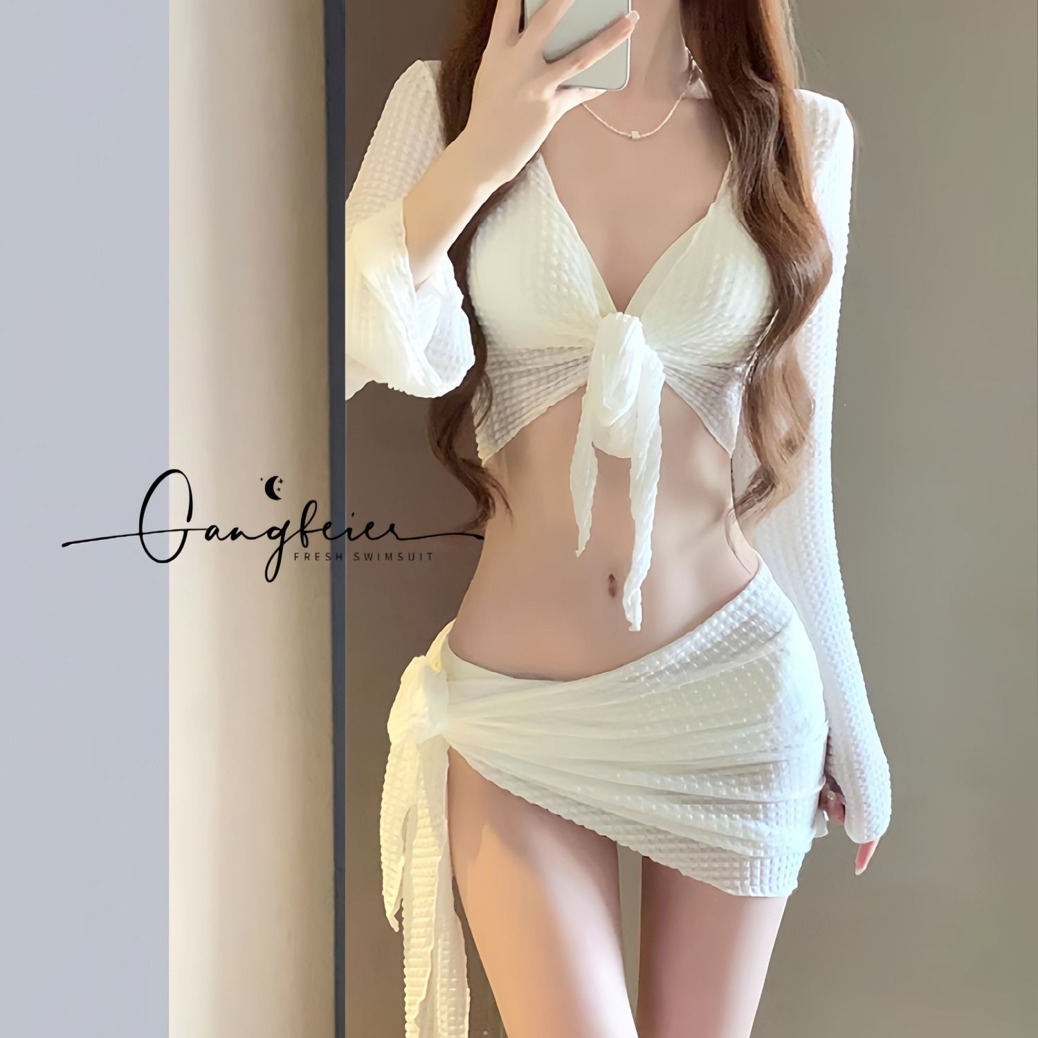 泳衣女2026新款比基尼两件式四件套小胸聚拢性感显瘦高级赶温泉度