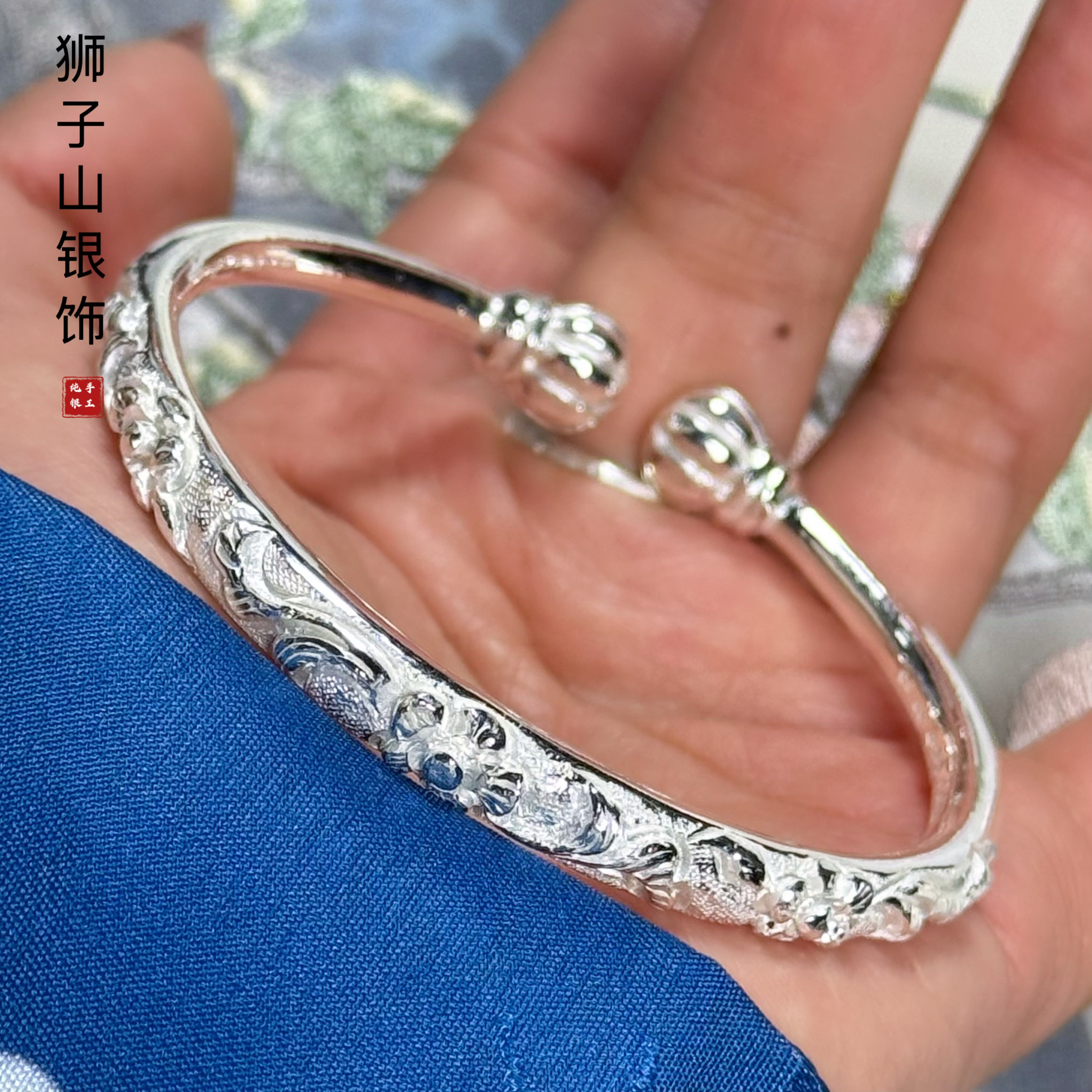 梅花足银手工錾刻南瓜头亮面银镯