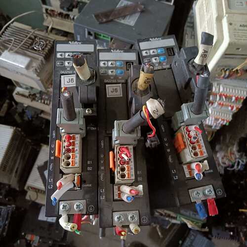 {议价}Nidec三协100W伺服驱动器DA2Z122拆机包好，