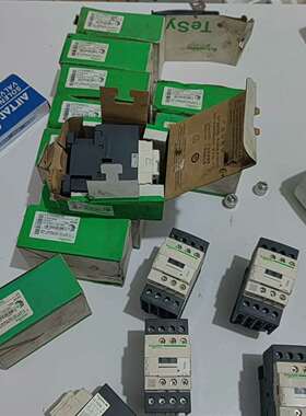 {议价}施耐德接触器LC1D258E7C线圈48V全新未使用