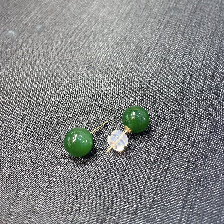 天然和田玉碧玉耳钉925银耳环圆珠新中式菠菜绿耳饰女生日礼物