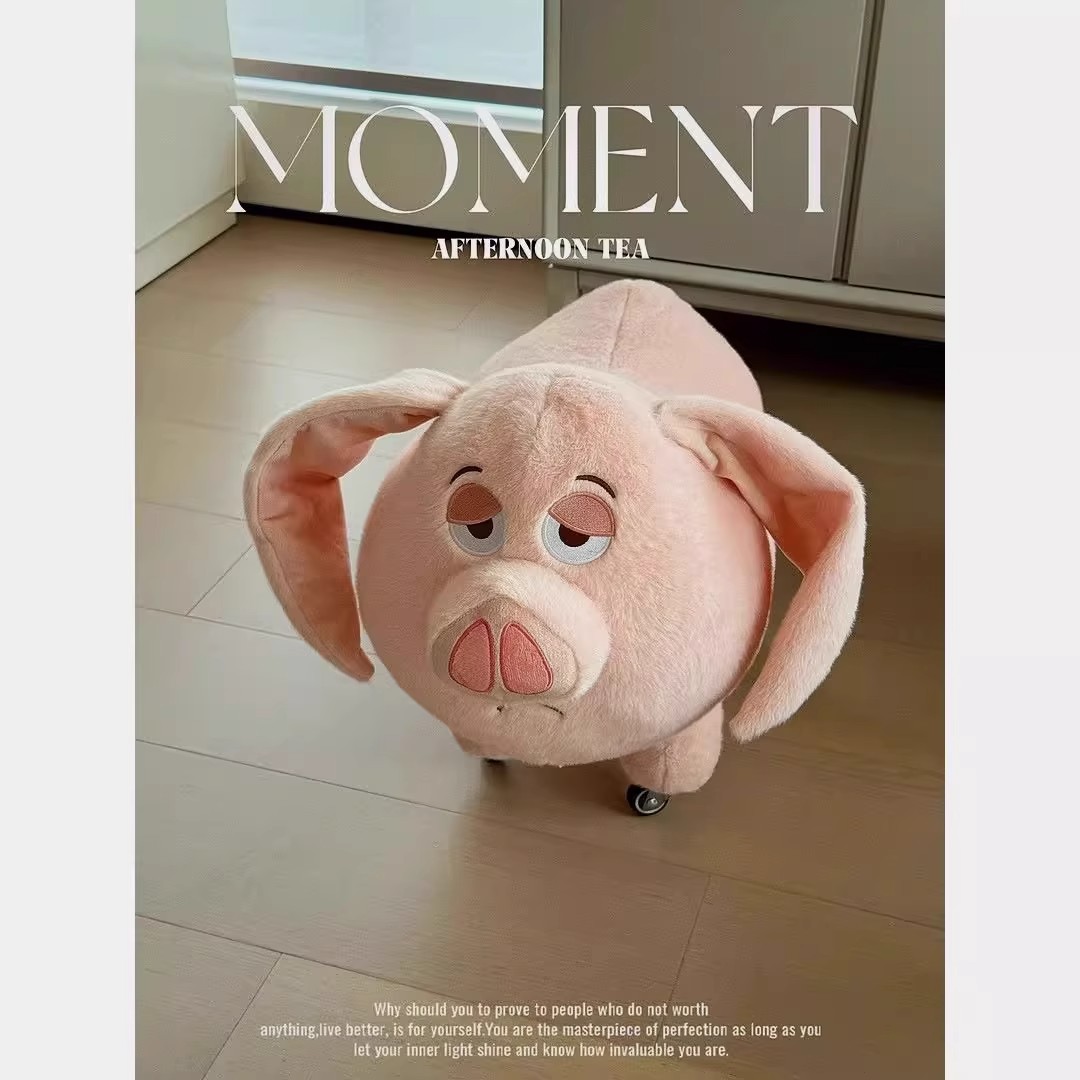 太乙真人坐骑猪玩偶滑轮凳飞天猪