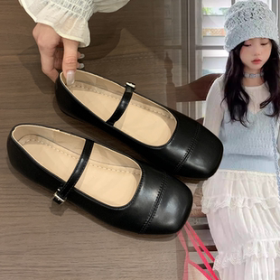 女款简约百搭软底轻便鞋子中大童女孩2026春秋新款小众休闲单鞋潮