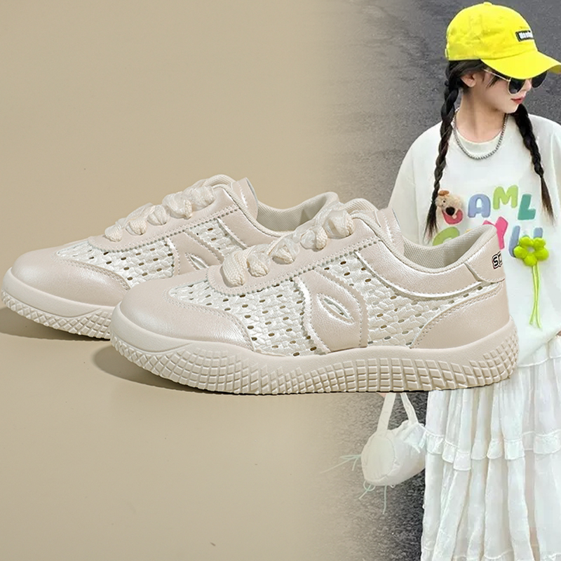 时尚女童2026春季新款韩系潮款个性穿搭板鞋女孩小众设计洋气单鞋
