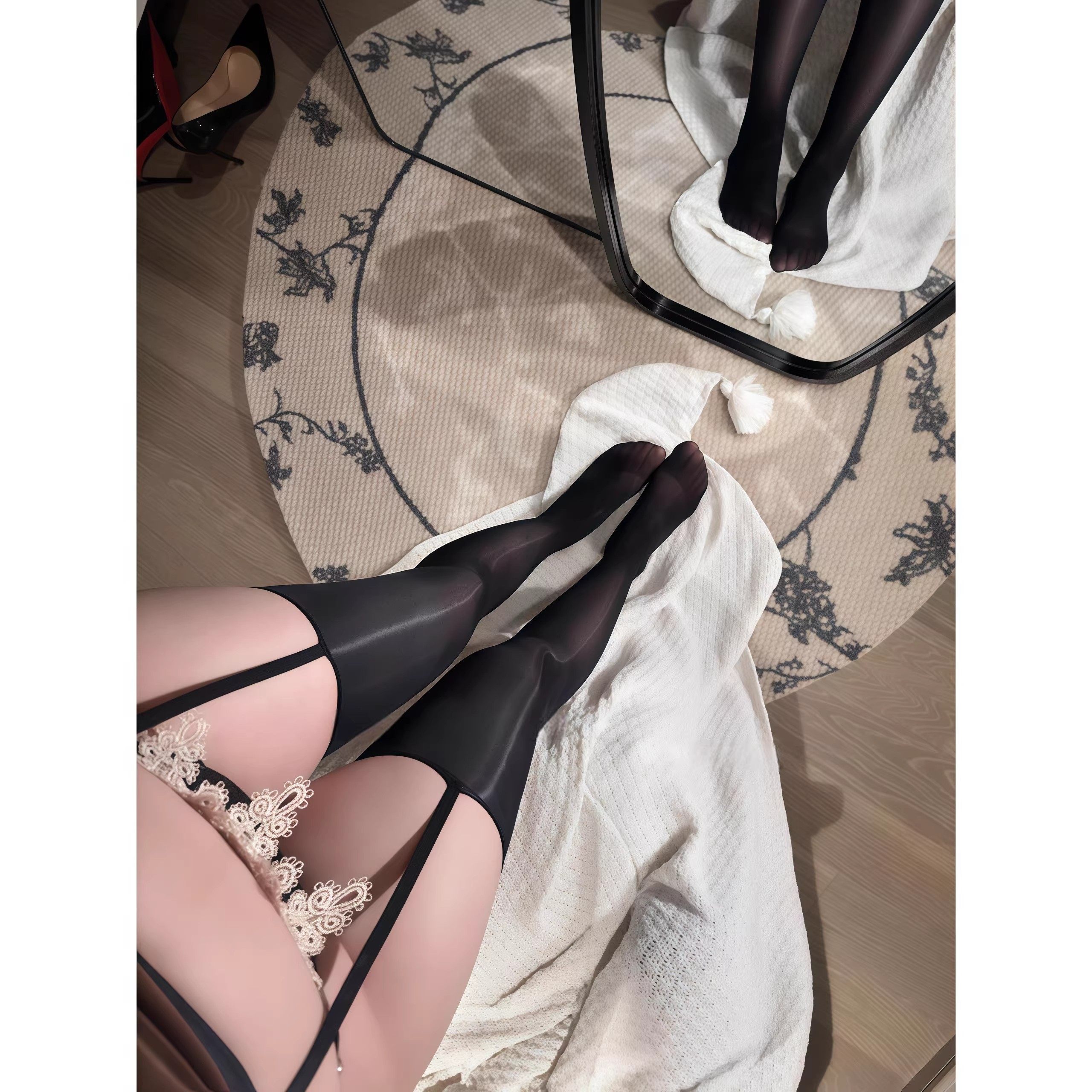 丝滑油亮丝袜女极光吊带黑丝长筒袜过膝性感油光吊带袜马油袜薄款,女士内衣/男士内衣/家居服,连裤袜/打底袜,淘宝优惠券,粉丝福利购,淘宝优惠卷