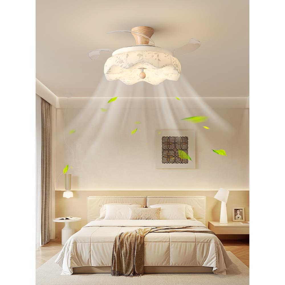 原木风卧室风扇灯2025新款宋式美学全光谱护眼餐厅隐形吊扇一体灯