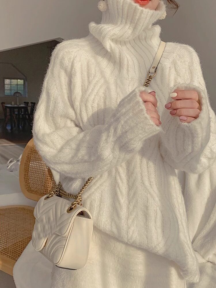 白色高领麻花毛衣女秋冬外穿2025新款慵懒风针织打底衫中长款上衣