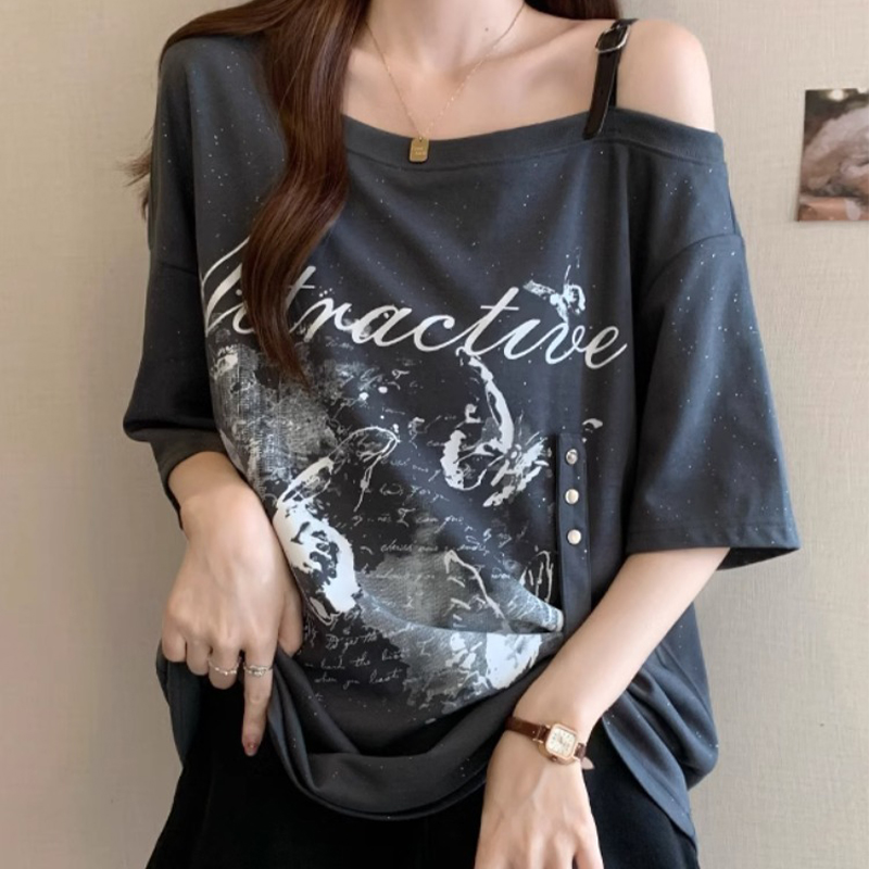 大码美式露肩短袖t恤女夏季2025新款胖妹妹小众印花打底衫女上衣