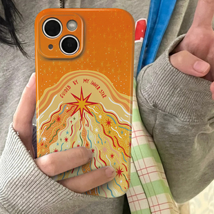 火山菲林适用iPhone16 手绘个性 14pro手机壳华为pura70小米14软红米k60硬iqooneo7苹果14畅享60 心脏 地球