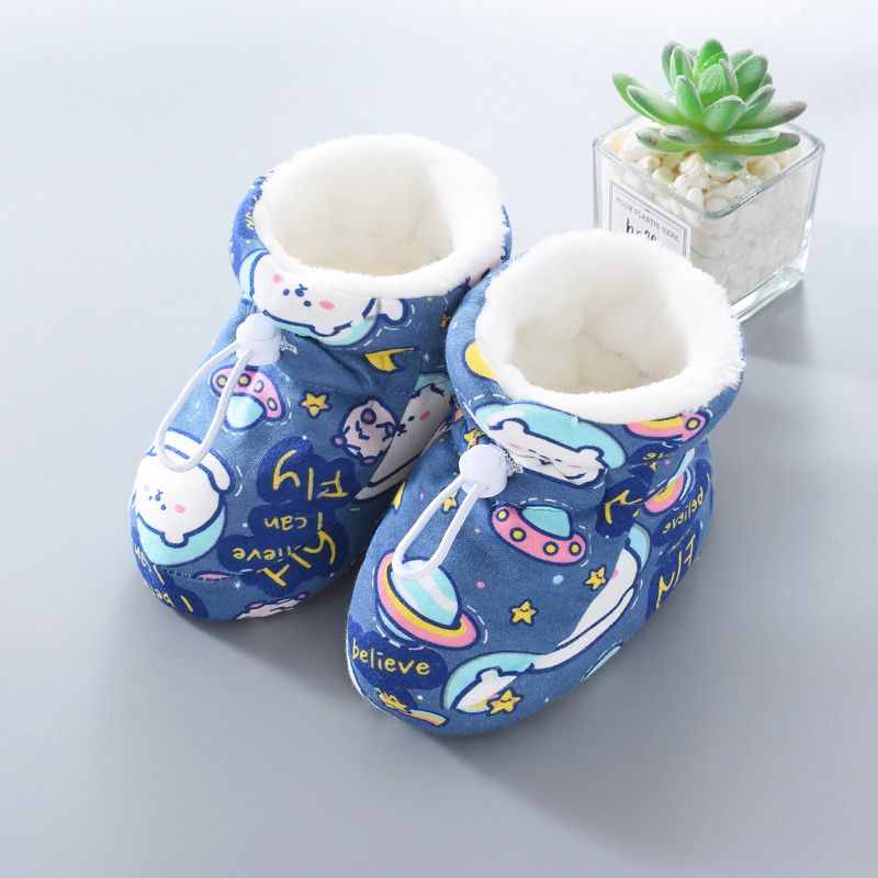 新生婴幼儿鞋袜冬季软底加厚保暖学步不掉0一3月加绒男女宝宝鞋子