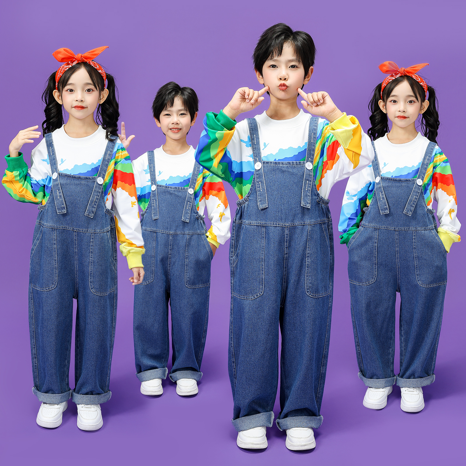幼儿园元旦表演服可爱背带裤儿童啦啦队演出服小学生合唱舞蹈服装