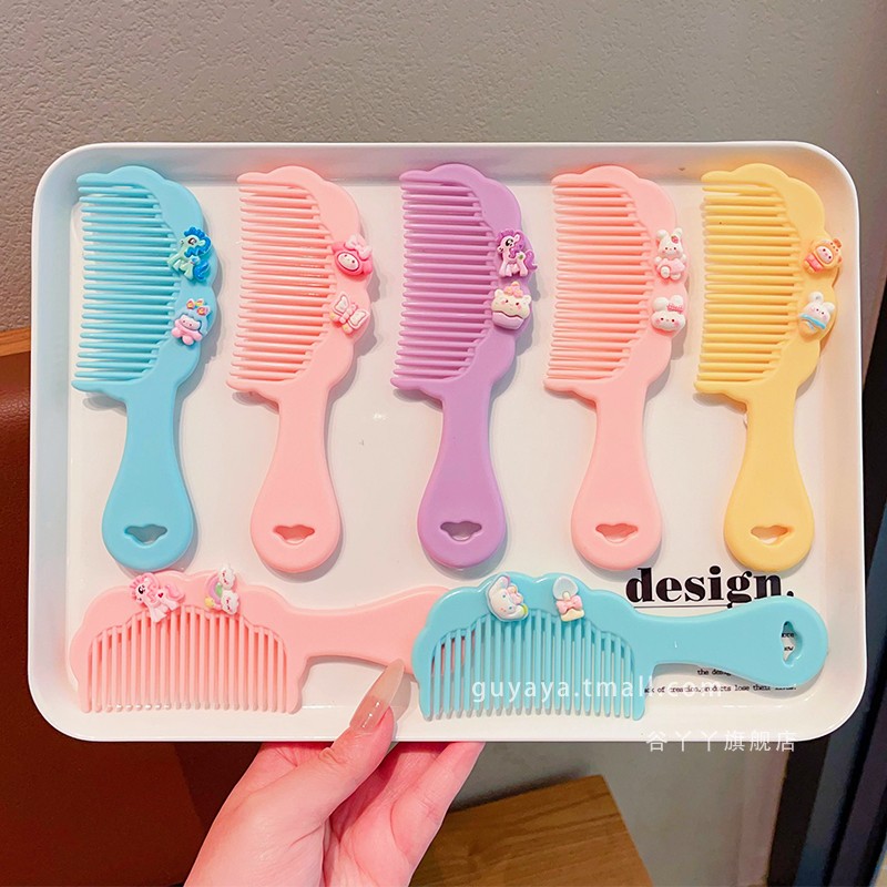 女童库洛米宝宝梳小女孩