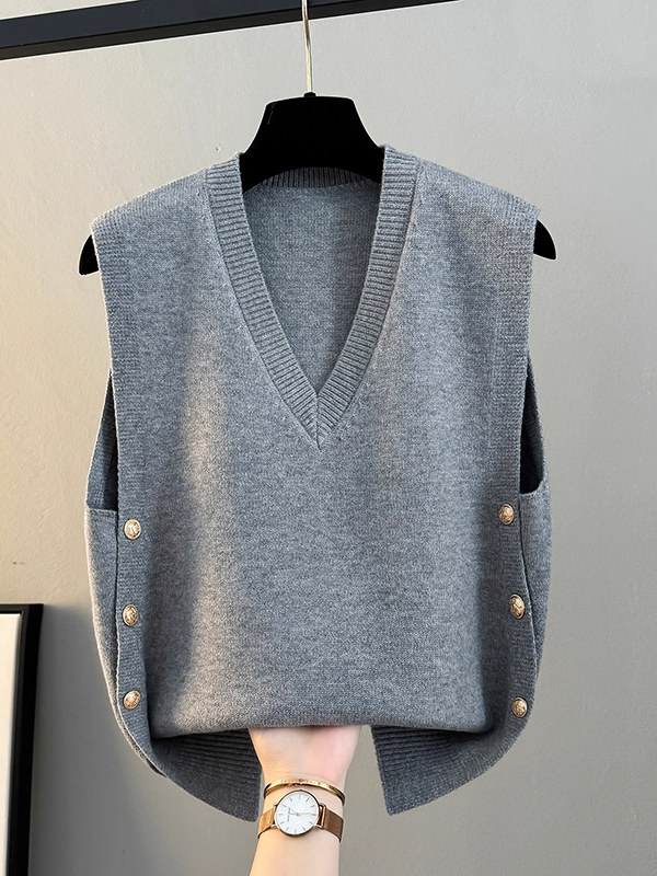 灰色v领针织背心马甲女春秋季2025新款宽松外穿坎肩毛衣马夹外套