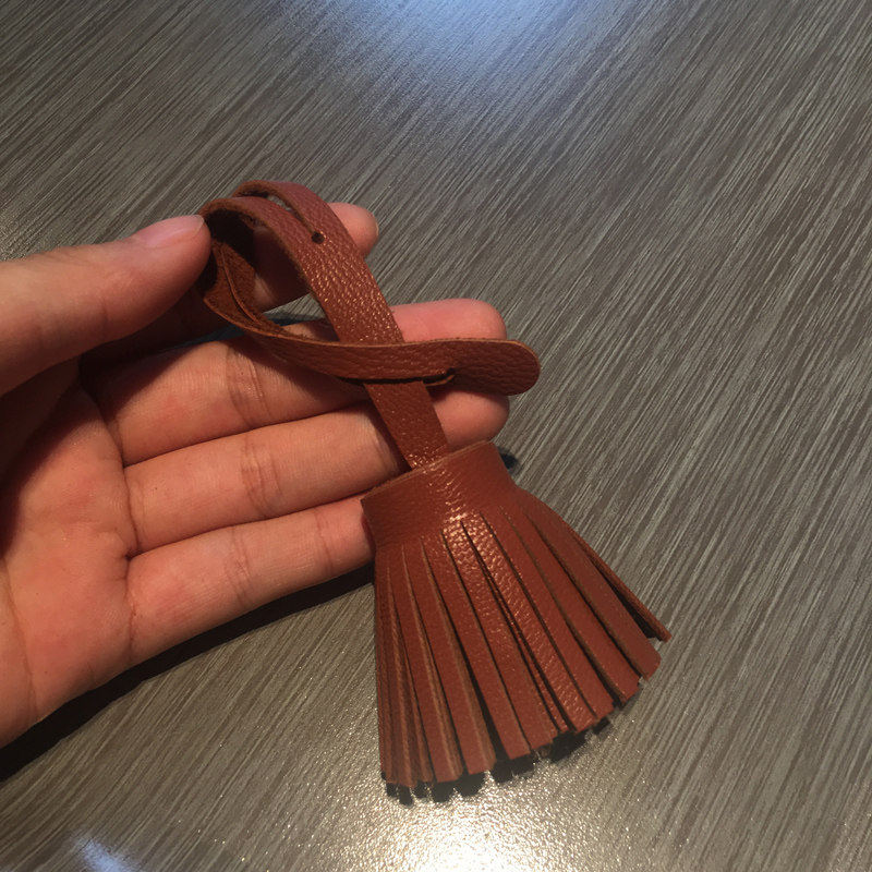 LV&GEDETE 流苏小草裙手工羊皮钥匙扣挂饰女士凯莉包挂件车钥匙圈