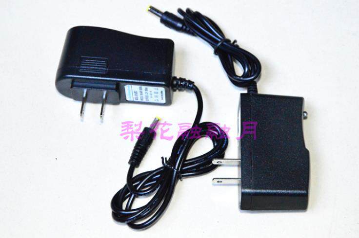 侣字翰光 LZ-2825G数码强光多功能探照灯 2825 双孔 充电器属于什么档次？