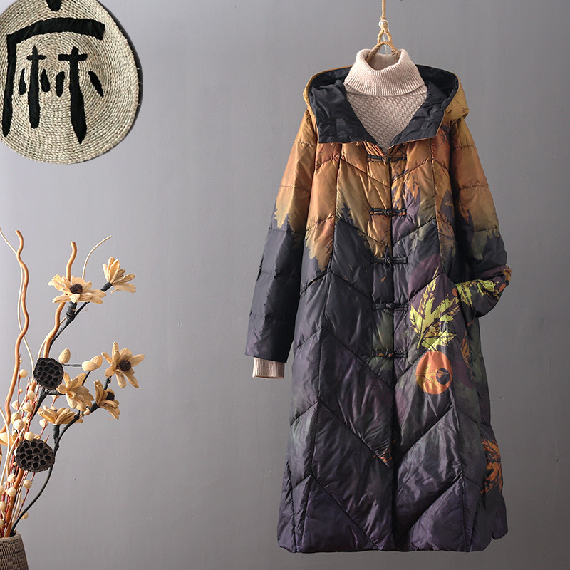羽绒服女复古中长款过膝印花盘扣2023款冬装带帽外套中老年服饰潮