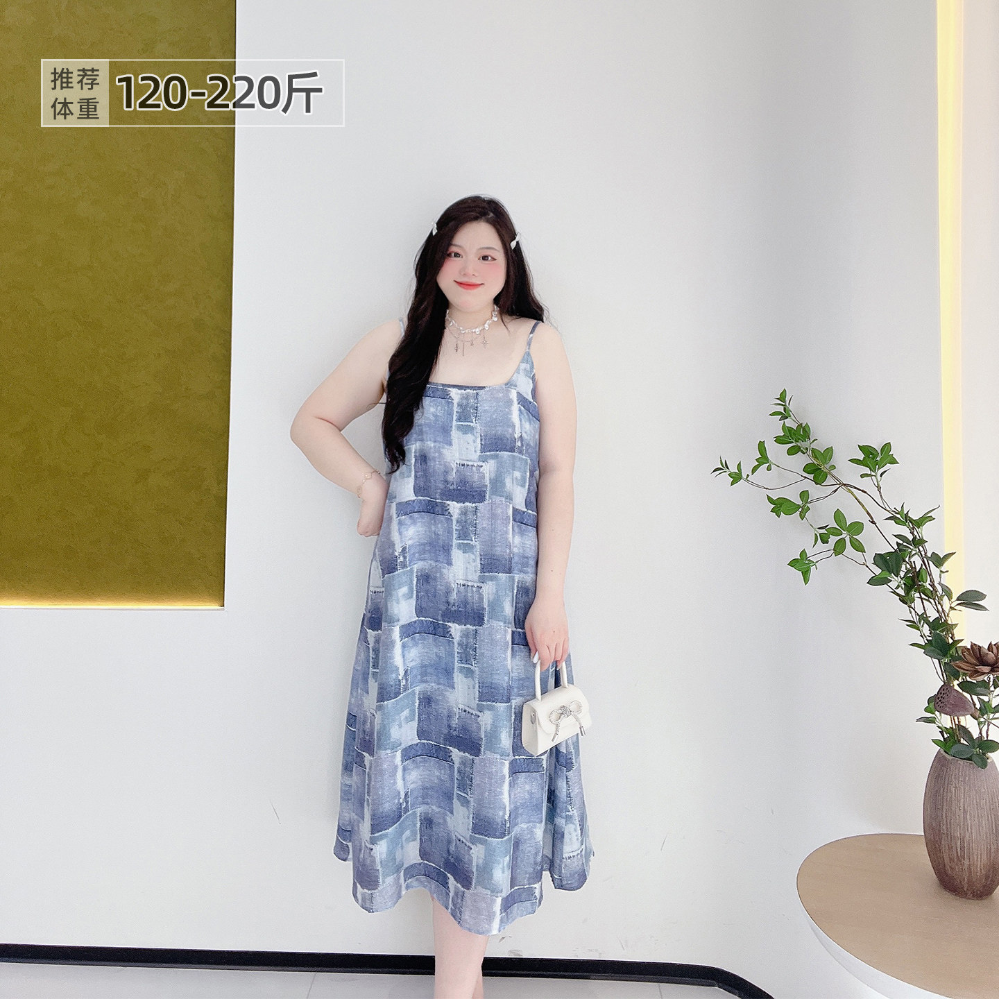 胖莹莹大码女装韩系气质纯欲风复古印花性感吊带裙显瘦长款连衣裙,女装/女士精品,大码连衣裙,淘宝优惠券,粉丝福利购,淘宝优惠卷