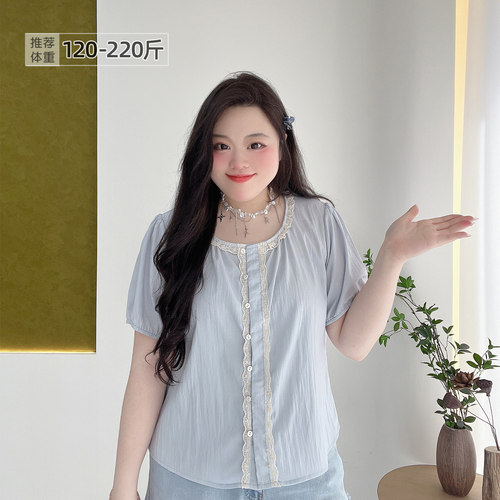 大码花边拼接甜美清新温柔上衣