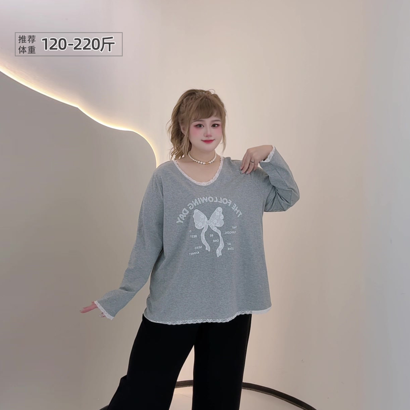 大码韩系V领蕾丝花边蝴蝶结T恤