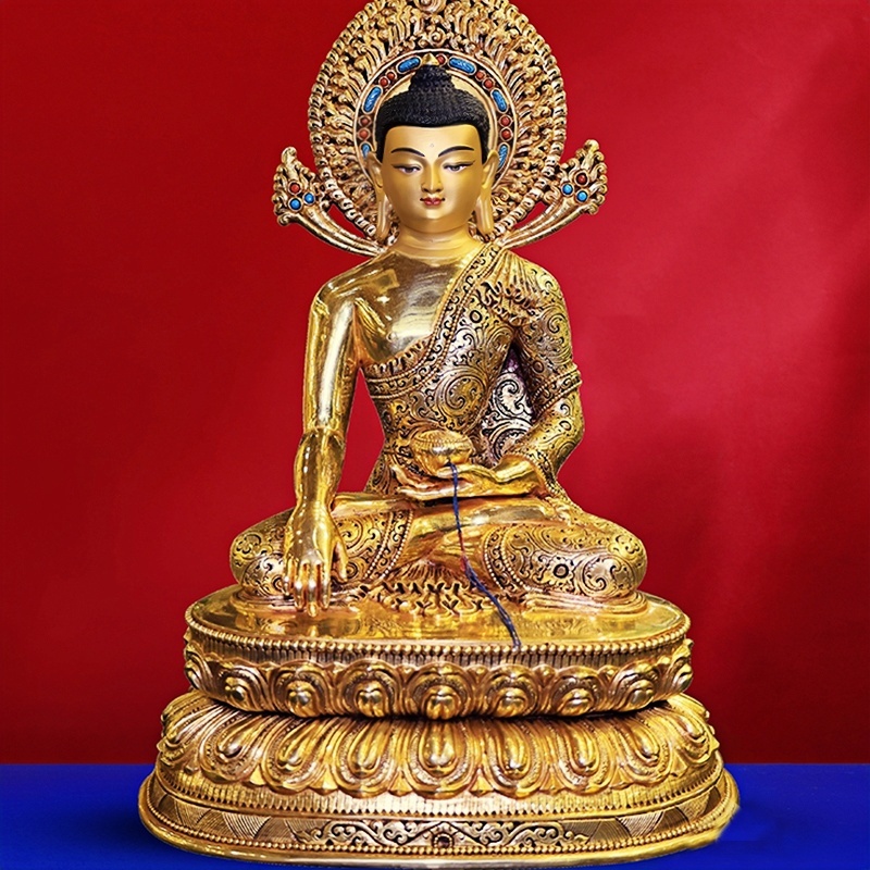 尼泊尔手工紫铜鎏金释迦牟尼造像藏式风格雕塑家居禅意静心摆件
