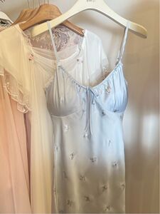 睡衣女夏季网红凉爽纯欲风睡裙女性感ins高颜值带胸垫吊带裙睡袍