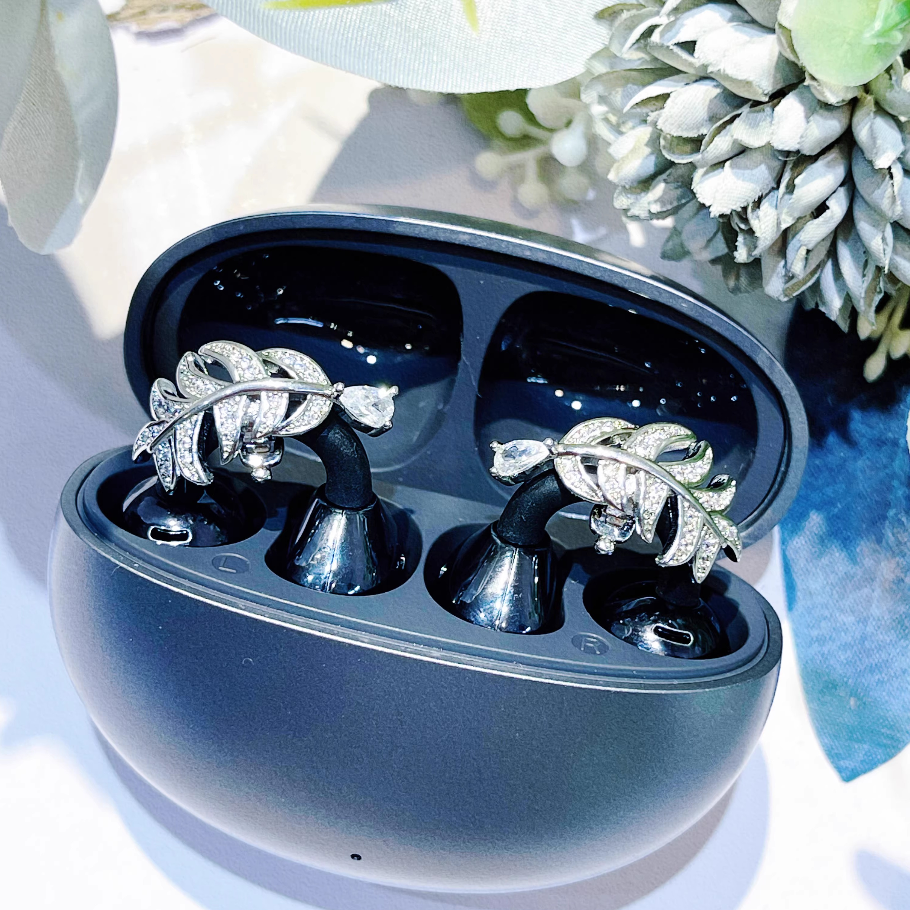 满钻小香羽毛耳夹耳机钻扣