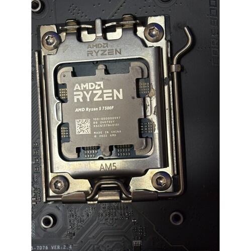 议价7500f散片下来的功能一切正常无拆无修成色如图