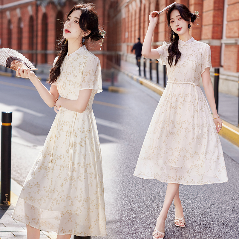 现货2024年夏季女气质清新新中式印花盘扣珍珠系带收腰显瘦连衣裙