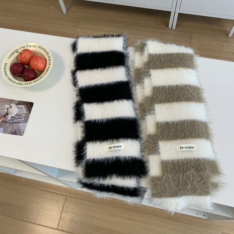原创黑白条纹双色软糯仿马海毛围巾毛茸茸氛围感仿貂毛围脖男女