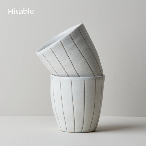 Hitable随笔手握杯陶瓷杯子