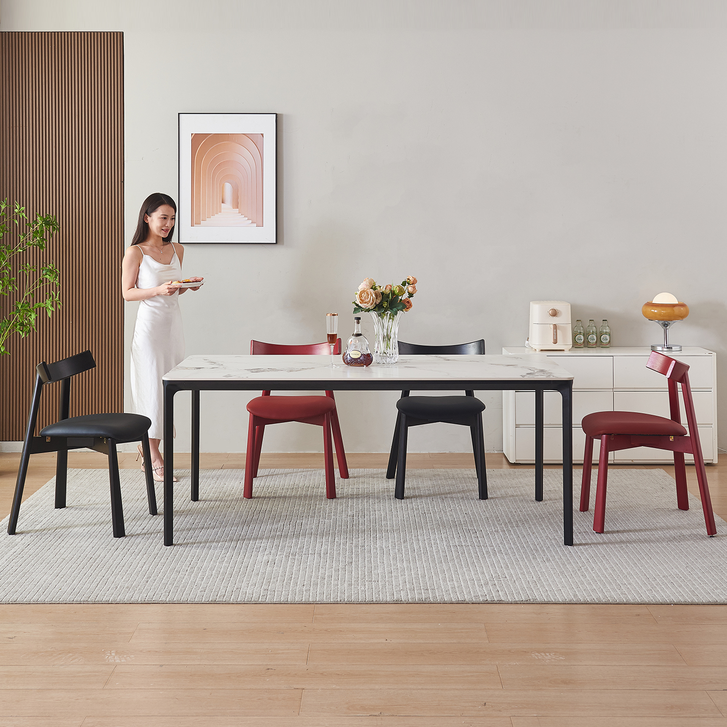 由曲德利丰长方形岩板餐桌小户型