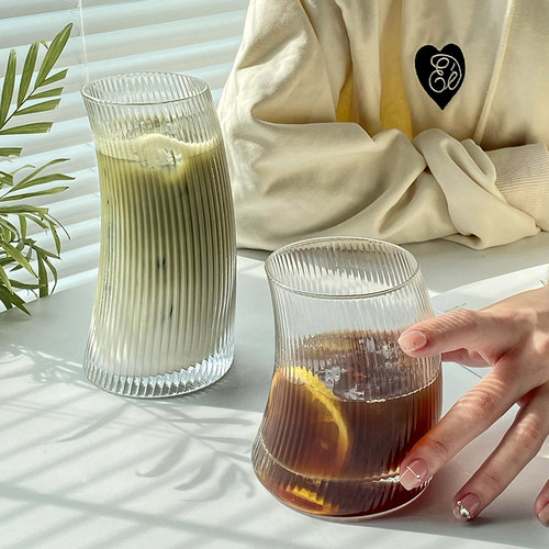 博主同款创意水杯条纹风帆