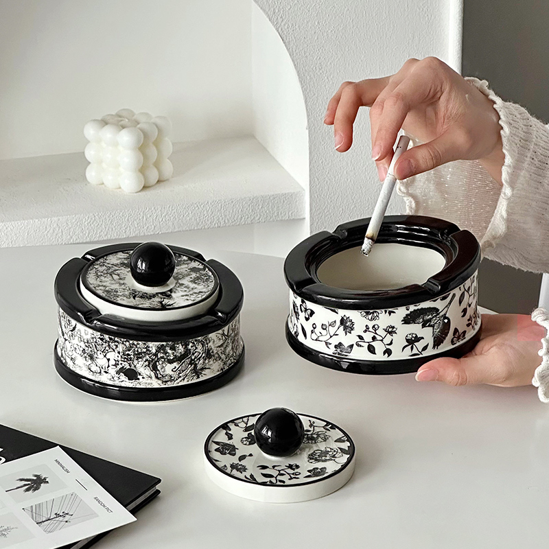 新中式陶瓷煙灰缸家用帶蓋防灰飛