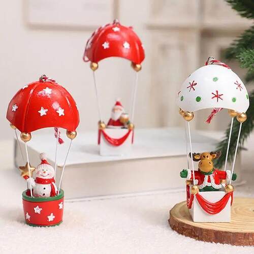 ChristmasPchuteFlying
