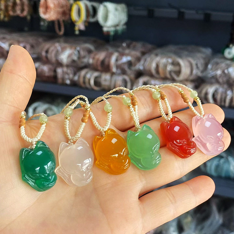厂家批发玉髓玛瑙小号大头狐狸吊坠玉石玉器狐仙饰品多色可选吊坠