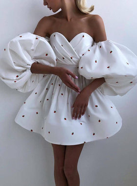 Women sexy one shoulder dress 2022礼服连衣裙泡泡袖抹胸优雅