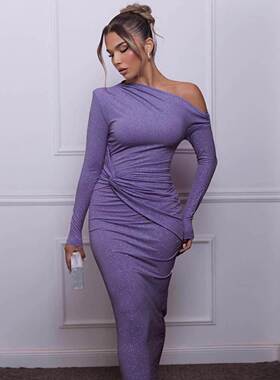 Pleated long dress欧美新款斜肩长袖性感缩褶修身亮丝包臀连衣裙