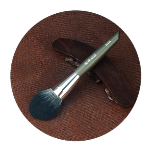 珠穆朗玛【亏本包邮】青松石巨软化妆刷散粉刷便携初学者化妆工具