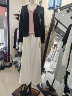 实体店同款2025秋季新款女装时尚气质百搭宽松舒适羊毛开衫短外套